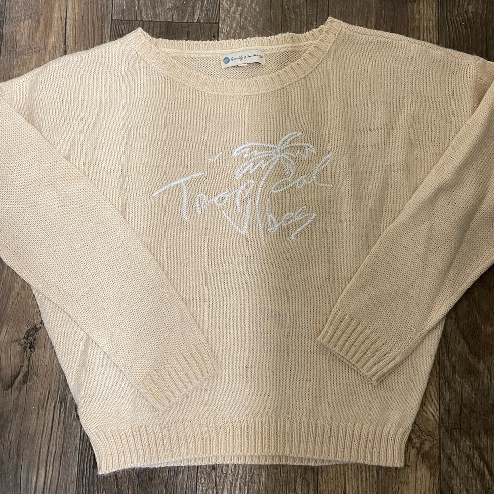 Beachly by Goldfish Kiss Tropical Vibes Sweater. Yellow. Crew. Small